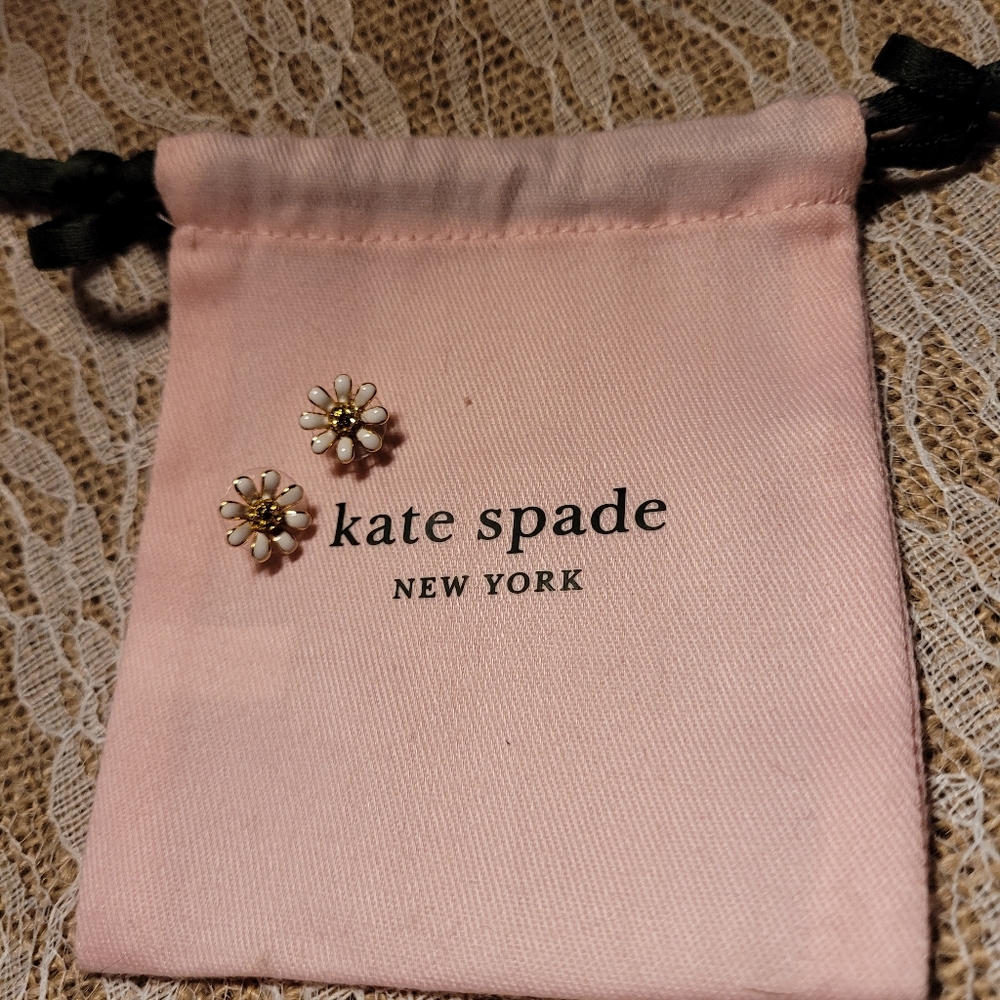 Kate Spade daisy earrings